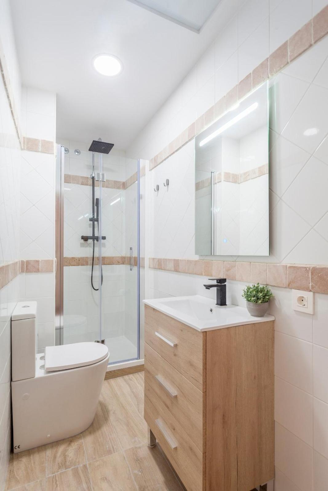 Sunny Modern Flat By Mercado Central Valencia Kültér fotó